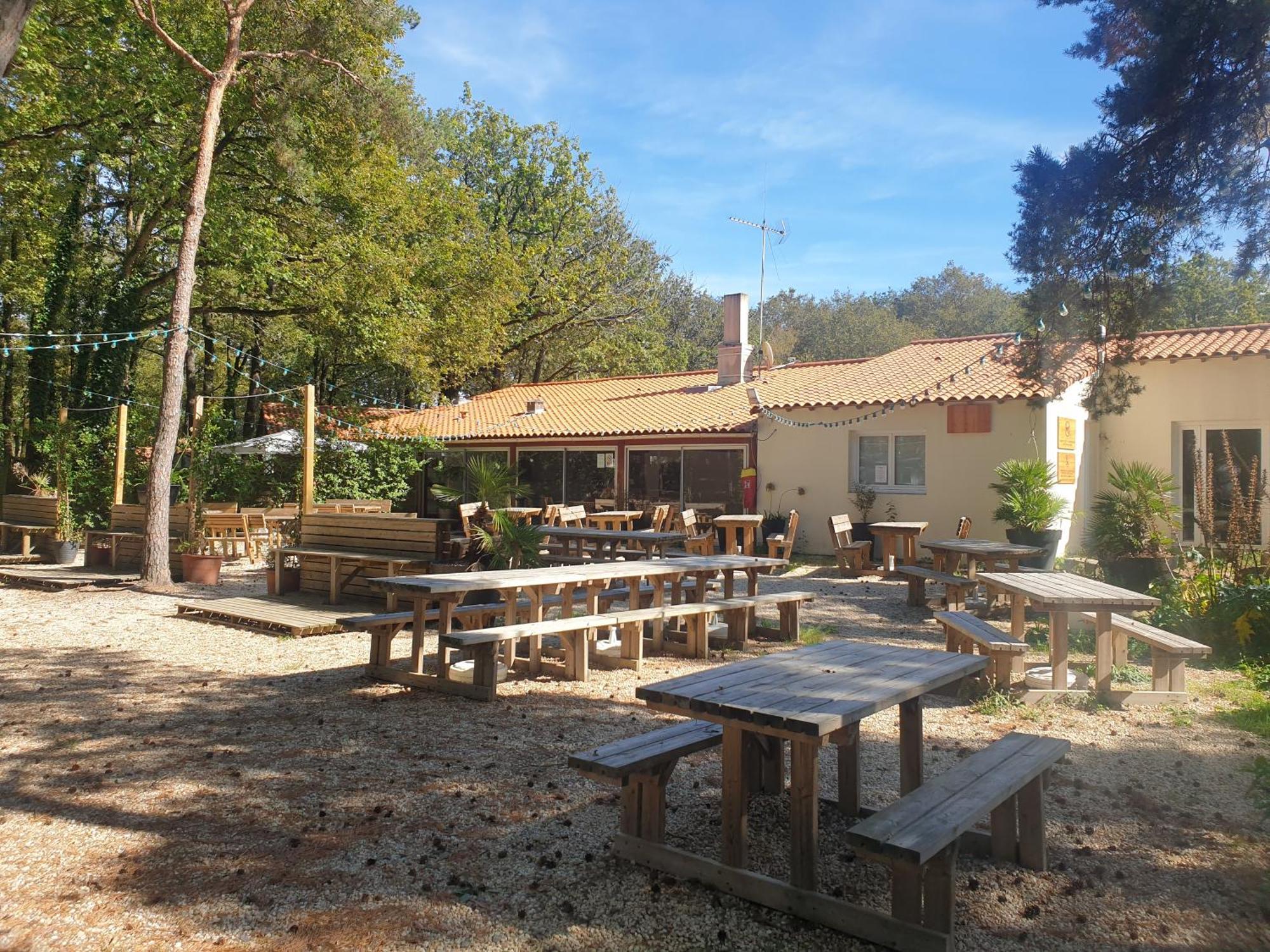 Mobilhome Proche Puy Dufou La Boissiere-de-Montaigu Luaran gambar